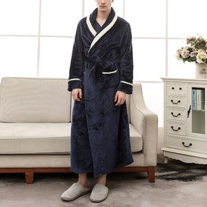 Male Couple Models Thick Warm Long Paragraph Large Size Terry Cloth Bathrobe  Size:M(Navy)