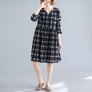 Large Size Loose Looking Thin Western Style Mid-length Plaid Dress (Color:Black Size:L)