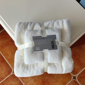 Badhanddoek + handdoekenset kan koraal fleece stranddoek  dragen