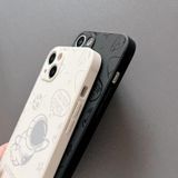 Voor iPhone 11 Astronaut patroon siliconen telefoonhoes met rechte rand (Flying Astronaut-Black)