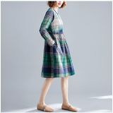 Large Size Loose Looking Thin Western Style Mid-length Plaid Dress (Color:Green Size:M)