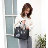 3 in 1 Embroidery Rose Pattern PU Shoulder Bag Ladies Handbag Messenger Bag with Plush Ball (Black)