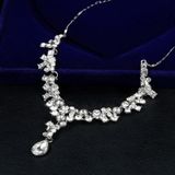 2 PCS Ladies Fashion Prestige Temperament Rhinestone Wreath Necklace Long Earrings Jewelry Set(White)