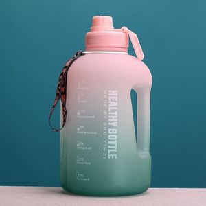2.2L Large-capaciteit Waterbeker Sport en fitness stro groot waterfles hittebestendig plastic vat (gradiënt roze groen)