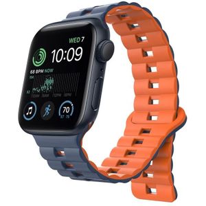 Voor Apple Watch SE 2022 44 mm omgekeerde gesp twee kleuren magnetische siliconen horlogeband (middernachtblauw + oranje)