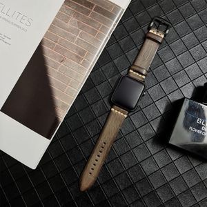 Lederen horlogeband voor Apple Watch Series 7 45mm / 6 & SE & 5 & 4 44mm / 3 & 2 & 1 42mm