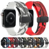 Magnetische sluiting Camouflage siliconen horlogeband voor Apple Watch Series 8 & 7 41 mm / SE 2 & 6 & SE & 5 & 4 40 mm / 3 & 2 & 1 38 mm (camouflage rood)