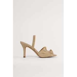 NA-KD Ruffled Vrouwen Sandalen - 37 - Beige