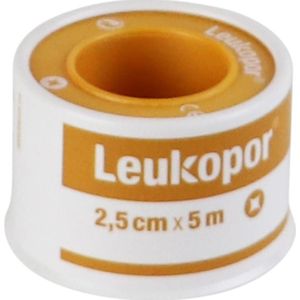 Leukopor 2,5 cm breed- 5 meter lang