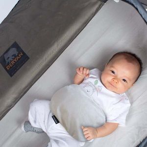 Deryan Luxe elektrische babykruik inclusief witte kruikenzak