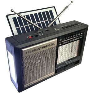Noodrantsoen.nl zonnepaneel noodradio