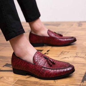 Mannen comfortabele gentleman business mode gerichte jurk mannen schoenen  maat:47 (rood)