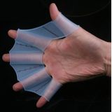 Silicone Swimming Web Fins Hand Flippers Training Gloves  M(Green)