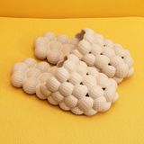 Women Bubble Fashion Slippers Home Massage Slippers  Size: 41-42(Meat Color)