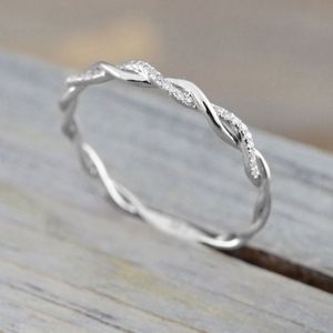 Woman Classical Cubic Zirconia Twist Shape Ring  color:sliver(6)