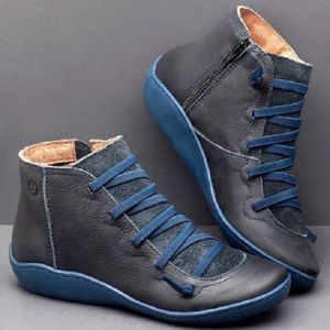 PU Boots Lace-Up Retro Flat Women Boots  Size:35(Blue)