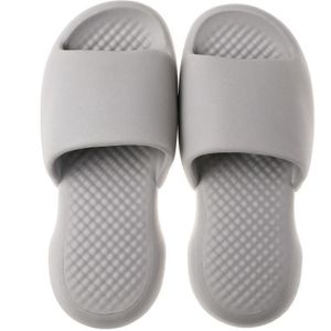 Zomer Super dikke zachte bodem plastic slippers mannen indoor defensieve huishoudelijke bad slippers  grootte: 40-41 (lichtgrijs)