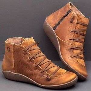 PU Boots Lace-Up Retro Flat Women Boots  Size:42(Dark Brown)