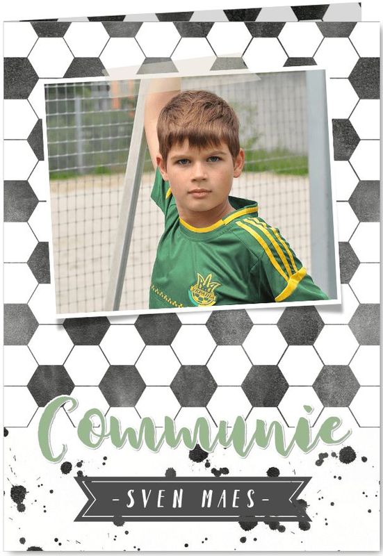 Stoere voetbal communiekaart met eigen foto