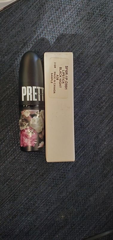 MAC , Pretty Punk, Cream Lipstick, zwart Night, 3 g voor Women