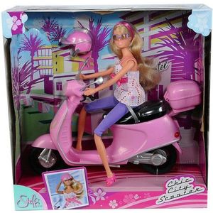 Steffi Love - Chic City met Roze Scooter