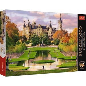 Trefl puzzel 1000 stukjes Premium kasteel w Schwerinie Duitsland