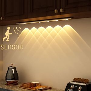 LED's Light EasyFix Kastverlichting met Bewegingssensor - 6 lichtpunten - Draadloos en oplaadbaar - 70 cm