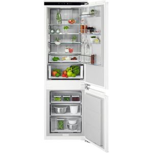 AEG TSC8M181BC fridge-freezer Built-in 245 L B White