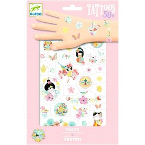 Djeco - Tattoos - Sakura Kersenbloesem - Twee Vellen Tijdelijke Tatoeages - Zachte Kleuren