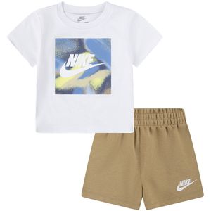 Nike Shorts Set - T-Shirt/Shorts - Parachutespringen Beige - Nike - 12 mnd - Shorts