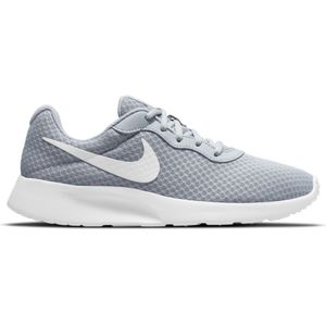 Nike Tanjun Schoenen