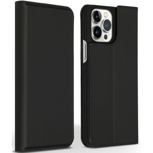 Accezz Premium Leather Slim Bookcase voor de iPhone 13 Pro Max - Zwart