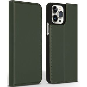Accezz Premium Leather Slim Bookcase voor de iPhone 13 Pro Max - Groen