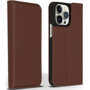 Accezz Premium Leather Slim Bookcase voor de iPhone 14 Pro Max - Bruin