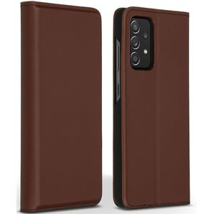 Accezz Premium Leather Slim Bookcase voor de Samsung Galaxy A52(s) (5G/4G) - Bruin