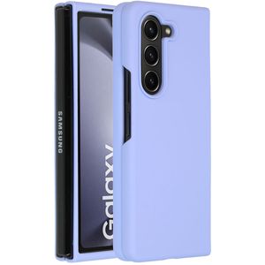 Accezz Liquid Silicone Backcover voor de Samsung Galaxy Z Fold 5 - Paars