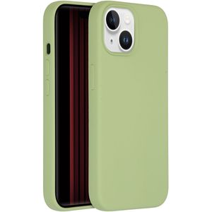 Accezz Liquid Silicone Backcover met MagSafe voor de iPhone 15 - Groen