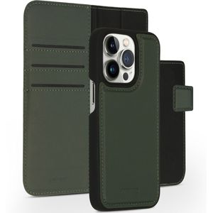Accezz Premium Leather 2 in 1 Wallet Bookcase voor de iPhone 14 Pro - Groen