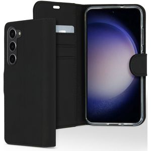 Accezz Wallet Softcase Bookcase voor de Samsung Galaxy S23 Plus - Zwart