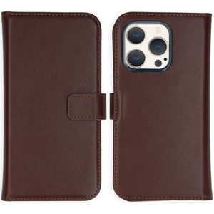 Selencia Echt Lederen Bookcase voor de Apple iPhone 15 Pro - Bruin