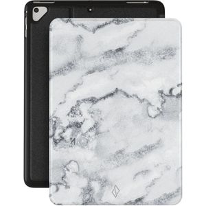 Burga Tablet Case voor de iPad 6 (2018) 9.7 inch / iPad 5 (2017) 9.7 inch - White Winter