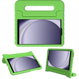 iMoshion Kidsproof Backcover met handvat voor de Samsung Galaxy Tab A9 8.7 inch - Groen
