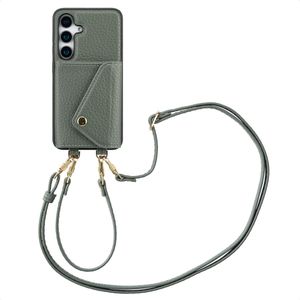 Selencia Sera Telefoonhoes met Koord en Envelop Pashouder voor de Samsung Galaxy S25 - Sage Green