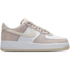 Nike Air Force Heren Schoenen - Beige - Maat: 43 - Leer - Foot Locker