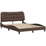 vidaXL Bedframe met hoofdbord kunstleer bruin 140x200 cm