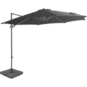 <p>Deze parasol is de perfecte keuze om je te beschermen tegen de zon. Met een stevig aluminium frame en een groot uv-bestendig doek biedt deze parasol optimale bescherming. De parasol kan eenvoudig geopend en gesloten worden door aan de knop op de paal te draaien.</p>
<p>Het aluminium frame en de 8 stevige aluminium baleinen zorgen ervoor dat de parasol duurzaam is en lang meegaat. Het exclusieve ontwerp van de parasol maakt het mogelijk om hem te kantelen en 360 graden te draaien, zodat je altijd in de schaduw kunt zitten.</p>
<p>De parasol wordt geleverd met een grote, afneembare stalen kruisvoet die zorgt voor extra stabiliteit zonder veel ruimte in beslag te nemen. De voet bestaat uit 4 afzonderlijke delen en kan gevuld worden met 60 liter water of 80 kg zand, waardoor hij ideaal is voor parasols met een kruisbasis.</p>
<p>De parasol heeft een antracietkleurig doek en een afmeting van 3 x 2,55 m (ø x H). Het frame is gemaakt van aluminium en staal en wordt geleverd met een handzwengel. De extra parasolvoet heeft een zwarte kleur en is gemaakt van kunststof. Elk onderdeel van de voet heeft een afmeting van 50 x 50 x 7,5 cm (L x B x H) en kan gevuld worden met water of zand (capaciteit van 15 L per deel).</p>
<ul>
  <li>Parasol:</li>
  <ul>
    <li>Kleur: antraciet</li>
    <li>Afmetingen: 3 x 2,55 m (ø x H)</li>
    <li>Materiaal frame: aluminium en staal</li>
    <li>Bevat een handzwengel</li>
  </ul>
  <li>Extra parasolvoet:</li>
  <ul>
    <li>Kleur: zwart</li>
    <li>Materiaal: kunststof</li>
    <li>Afmetingen van elk onderdeel: 50 x 50 x 7,5 cm (L x B x H)</li>
    <li>Kan worden gevuld met water of zand</li>
    <li>Capaciteit van ieder deel: 15 L</li>
    <li>Bestaat uit vier onderdelen</li>
    <li>Geschikt voor alle kruis parasolvoeten</li>
  </ul>
</ul>