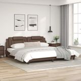 vidaXL Bedframe met hoofdbord kunstleer bruin 200x200 cm