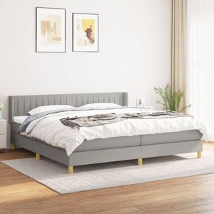 vidaXL Boxspring met matras stof lichtgrijs 200x200 cm