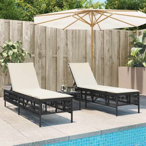 vidaXL - Ligbedden - 2 - st - met - tafel - poly - rattan - zwart