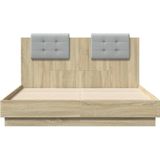 vidaXL Bedframe met hoofdeinde bewerkt hout sonoma eiken 135x190 cm